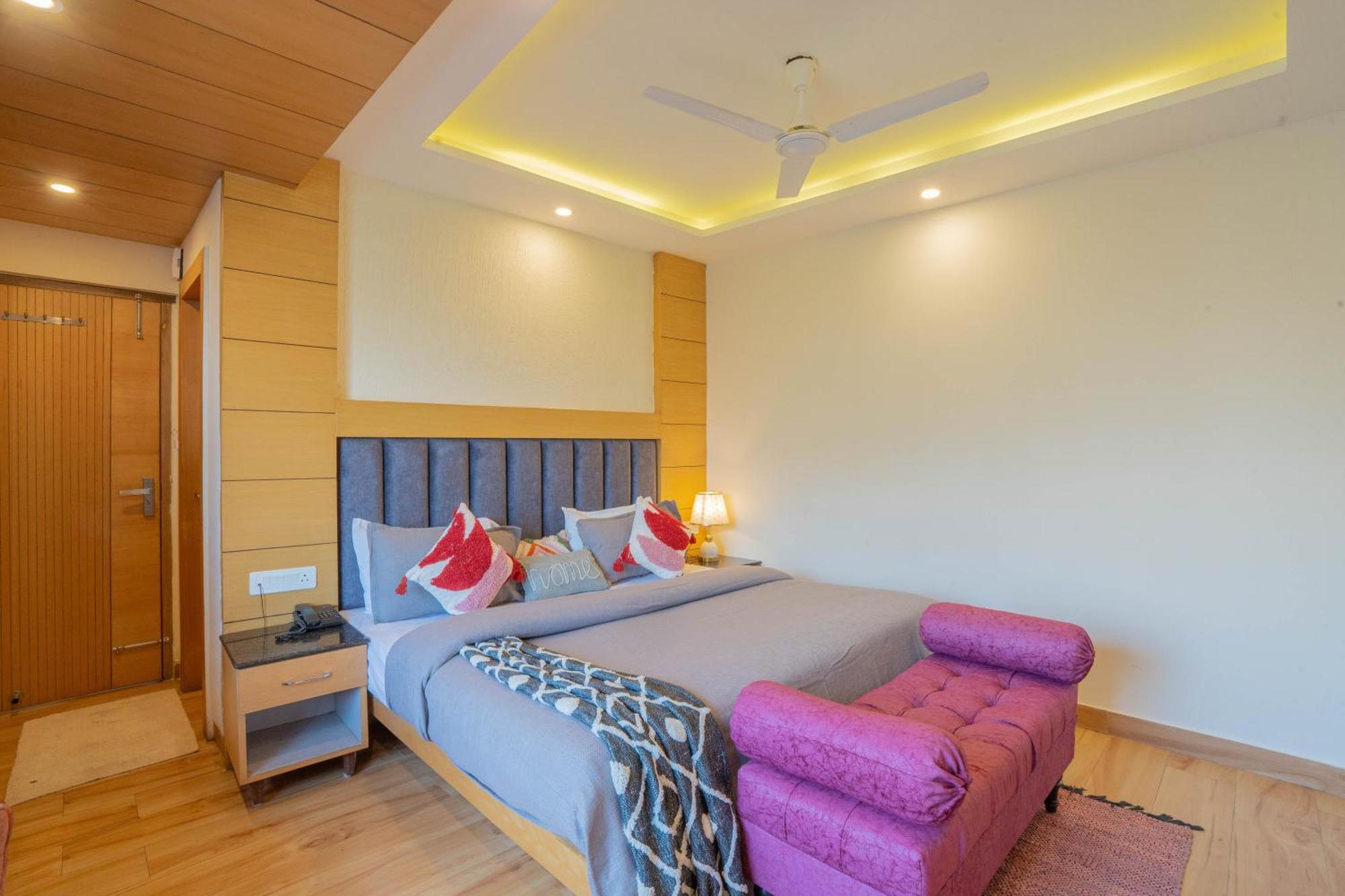 Perfectstayz Premium At Mall Road Masuri Exterior foto